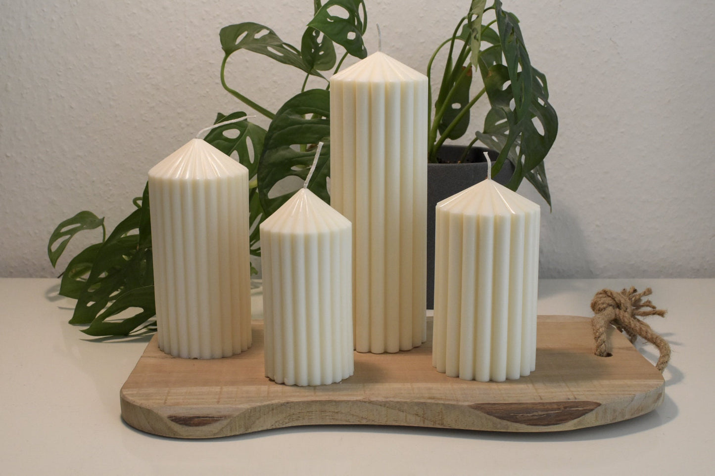 Stumpenkerze aus pflanzlichem Wachs – modernes Kerzendesign