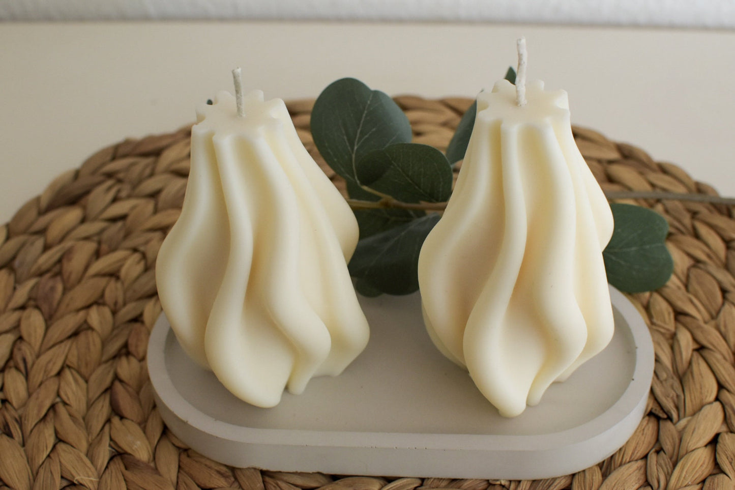 vegane kerze aus Olivenwachs, zero waste trifft auf upcycling, perfekt für dein modernes Wohnkonzept