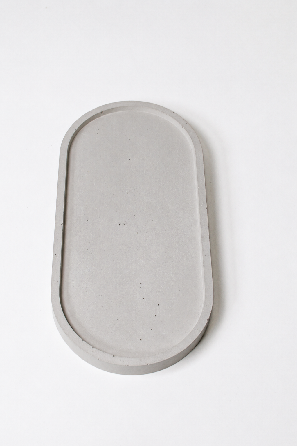 Tablett oval in 2 Größen  -  Betondekoration