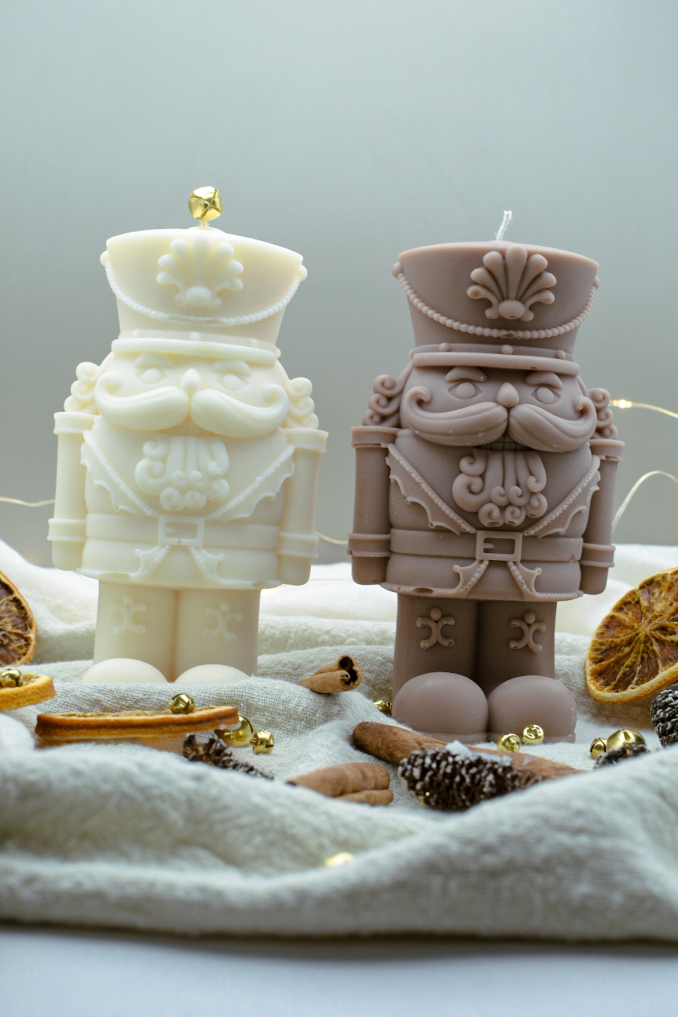 Nussknacker Kerze aus Olivenwachs