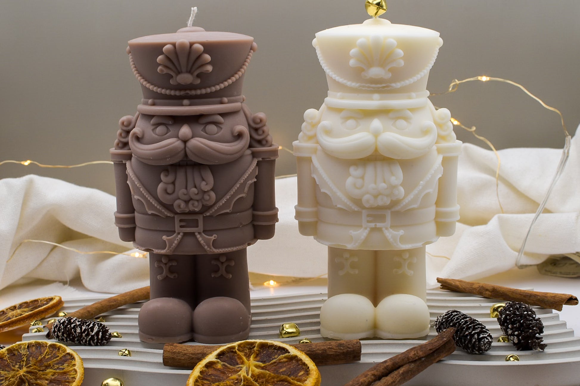 Weihnachtsdekoration Nussknacker als Kerze, vegan und nachhaltig