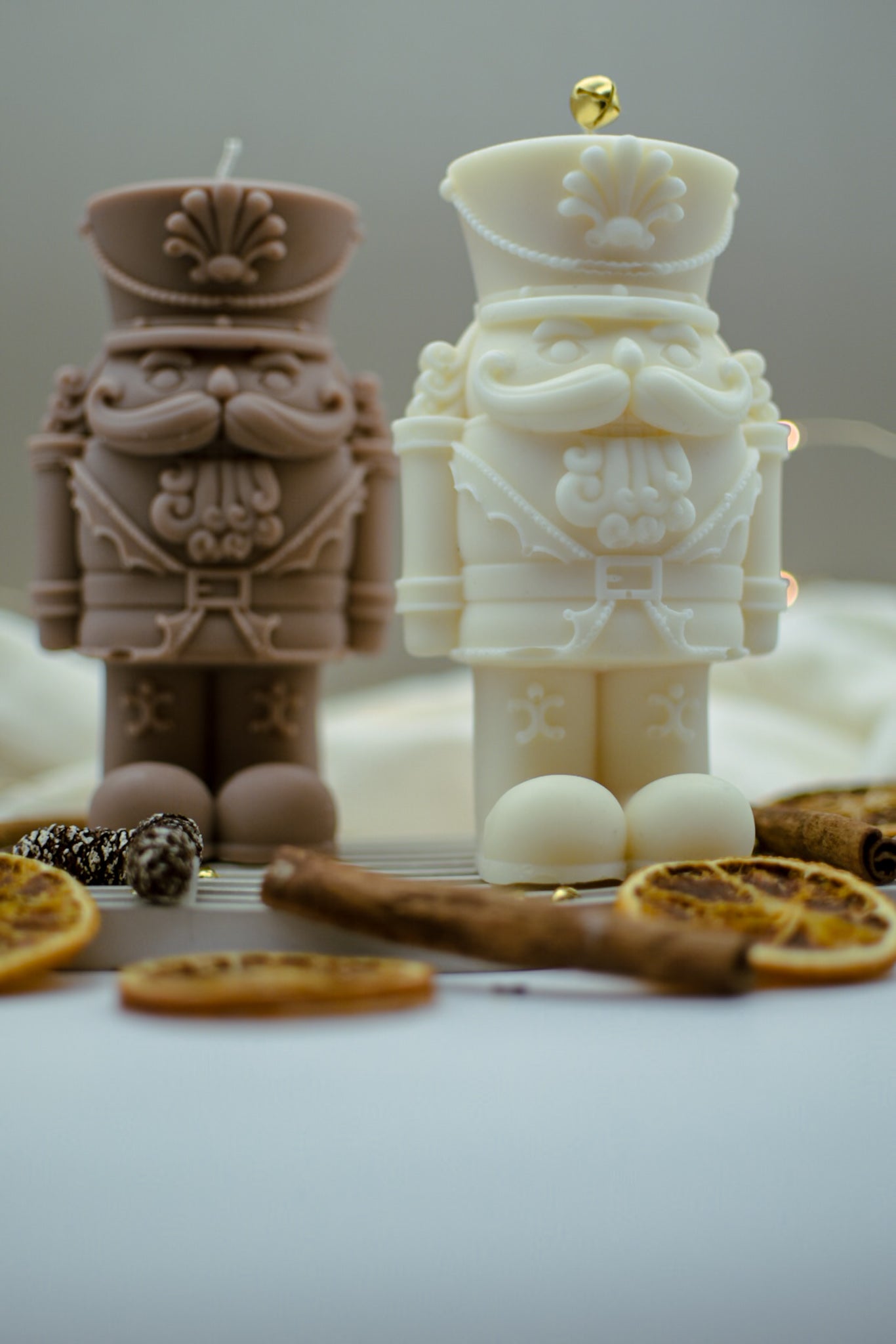 weihnachtliche Kerzen aus Olivenwachs, Upcycling Dekoration