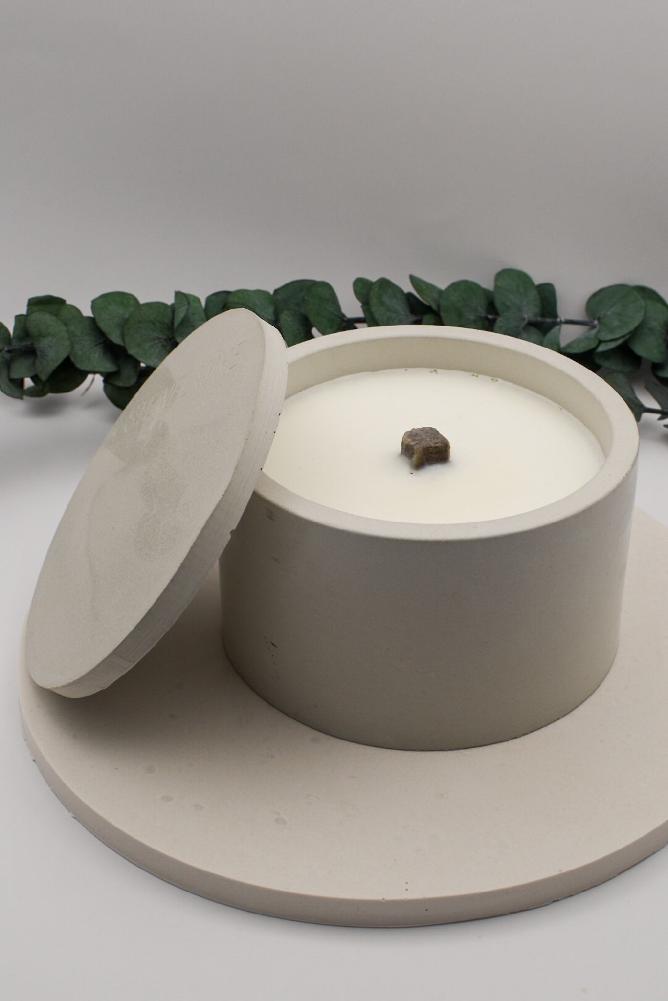 Tischfeuer – Betonkerze für draußen mit Deckel