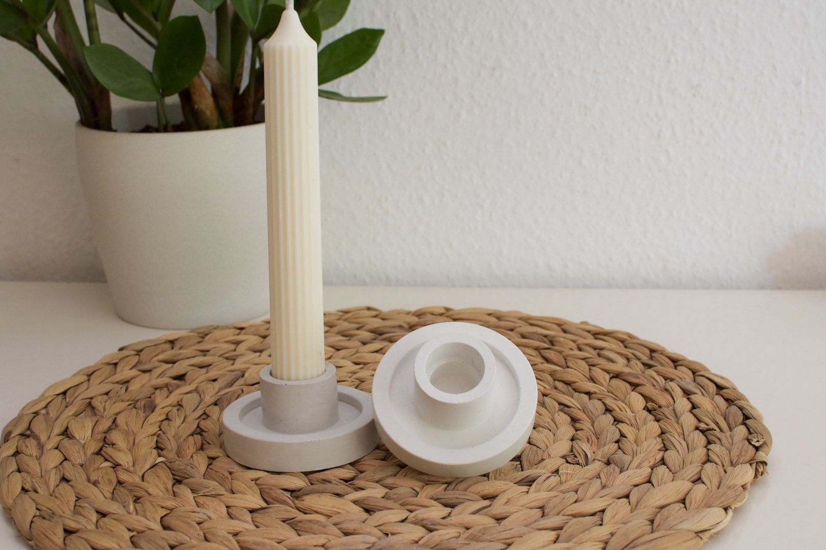schlichter Kerzenhalter für minimalistische Betondeko und Deko aus Beton